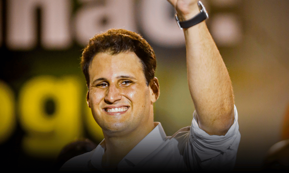 No momento você está vendo Orleans: O Político que Lidera Intenções de Voto no MA